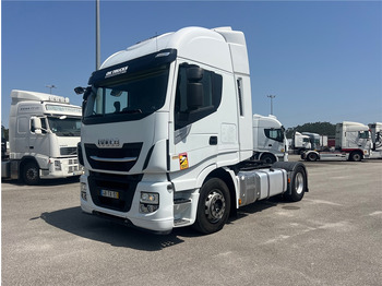 Ťahač IVECO