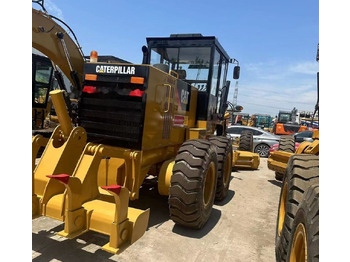 Zrovnávač CATERPILLAR 140H