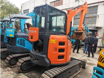 Mini rýpadlo Hitachi ZX35: obrázok 3