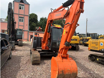 Pásové rýpadlo Hitachi ZX70: obrázok 2