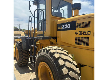 Kolesový nakladač KOMATSU WA320