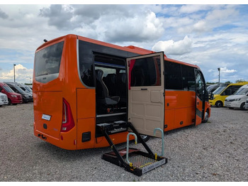 Autokar IVECO Daily