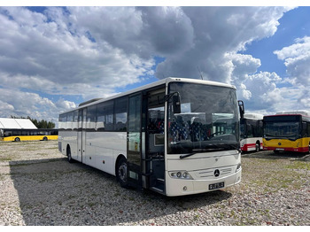 Prímestský autobus MERCEDES-BENZ Intouro