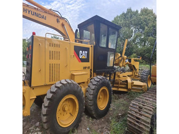 Zrovnávač CATERPILLAR 140K