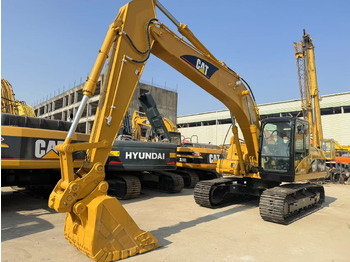 Pásové rýpadlo CATERPILLAR 320C