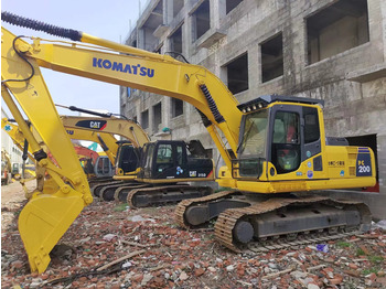 Pásové rýpadlo KOMATSU PC200-7