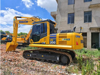 Pásové rýpadlo KOMATSU PC200-7