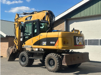 Kolesový nakladač Caterpillar M316D: obrázok 3