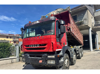 Sklápač IVECO Trakker