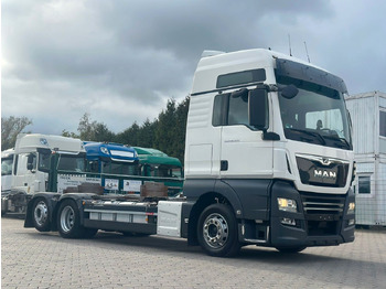 Kontejnérový podvozek/ Výměnná nástavba MAN