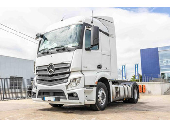 Ťahač MERCEDES-BENZ Actros 1845
