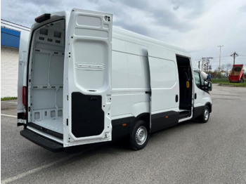 Furgon Iveco DAILY VAN, 3.0 D 176k, 35S18H V Evolution H3: obrázok 4