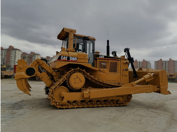 Buldozér CATERPILLAR D8R: obrázok 3