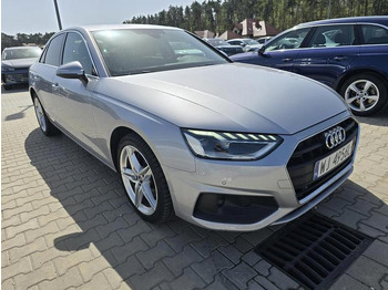 Automobil AUDI