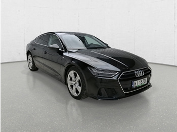 Hatchback AUDI