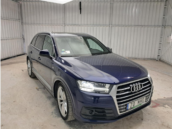 SUV AUDI