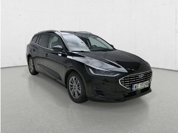 Automobil FORD