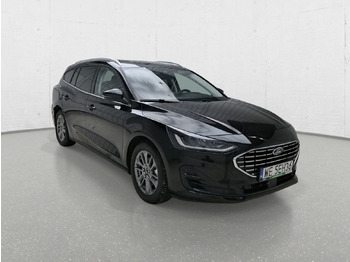 Automobil FORD