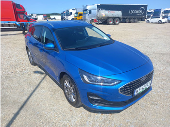 Automobil FORD