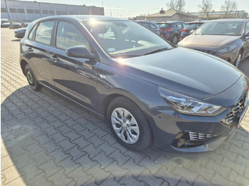 Hatchback HYUNDAI