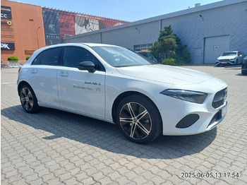 Hatchback MERCEDES-BENZ