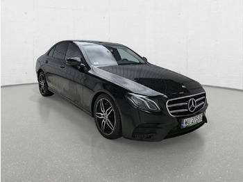 Sedan MERCEDES-BENZ