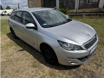 Automobil PEUGEOT