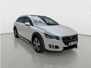 Automobil PEUGEOT