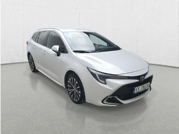 Automobil TOYOTA
