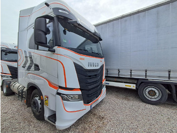Ťahač IVECO