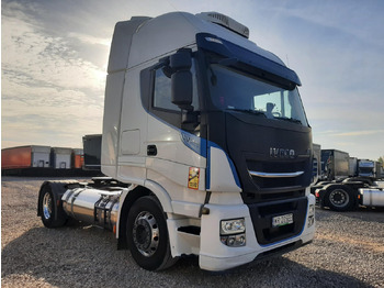 Ťahač IVECO