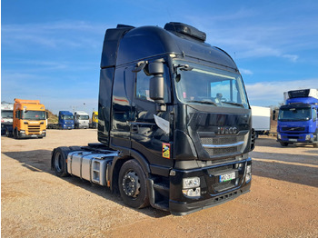 Ťahač IVECO