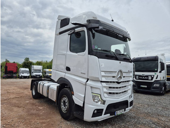 Ťahač MERCEDES-BENZ Actros 1845