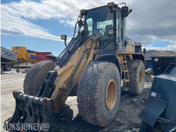 Kolesový nakladač CATERPILLAR 930H
