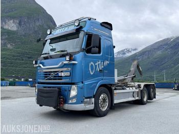 Hákový nosič kontajnerov VOLVO FH13 540
