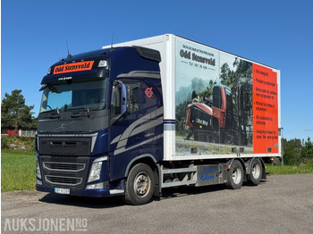 Skříňový nákladní auto