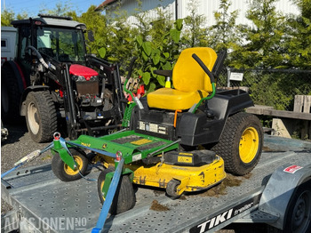 Poľnohospodárske stroje JOHN DEERE