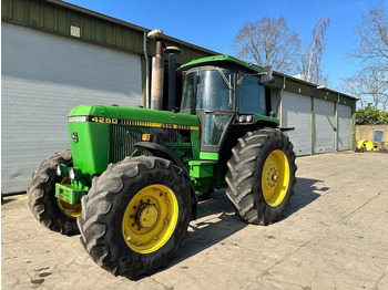 Traktor John Deere 4250: obrázok 1