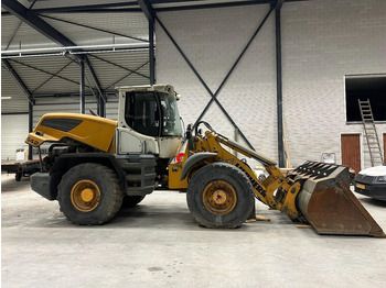 Nakladač LIEBHERR L 542