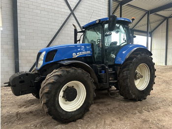 Traktor NEW HOLLAND T7.250