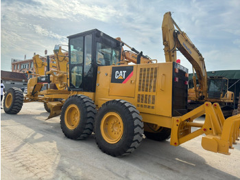 Zrovnávač CATERPILLAR 140H