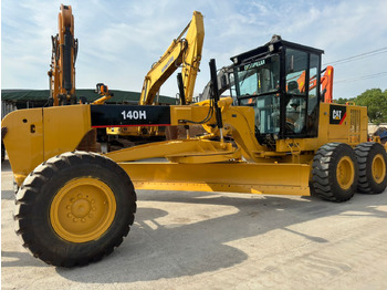Zrovnávač CATERPILLAR 140H