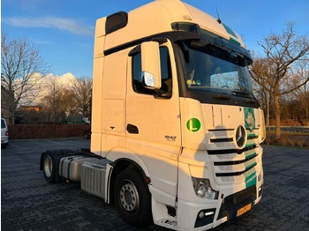 Ťahač MERCEDES-BENZ Actros 1842