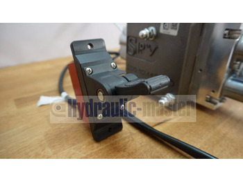 Predný nakladač na traktor pre Nákladné auto Full proportional valve 3 sections SPV 20-120 l/min 12 or 24 V plug and play det also available with Walvoil DPX100: obrázok 4 Predný nakladač na traktor pre Nákladné auto Full proportional valve 3 sections SPV 20-120 l/min 12 or 24 V plug and play det also available with Walvoil DPX100: obrázok 4