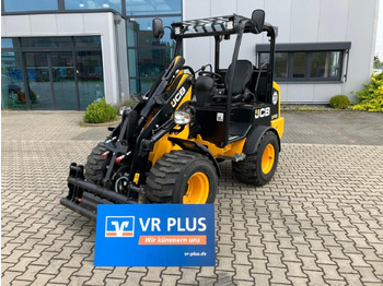 Kolesový nakladač JCB 403 AGRI