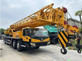 Autožeriav XCMG QY75KC