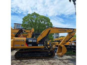 Pásové rýpadlo CATERPILLAR 320D2