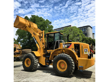 Kolesový nakladač CATERPILLAR 966H