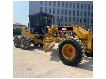 Zrovnávač CATERPILLAR 140H