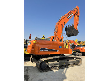 Pásové rýpadlo DOOSAN DX225LC
